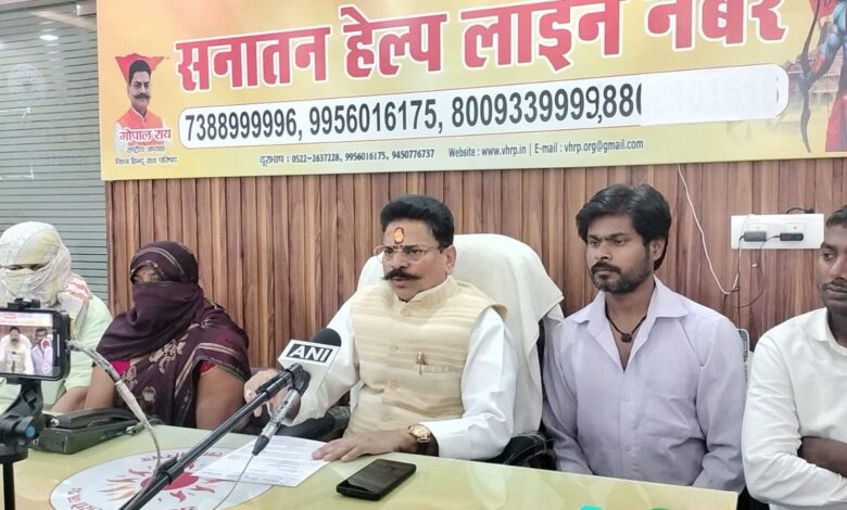 Live New India tweet media