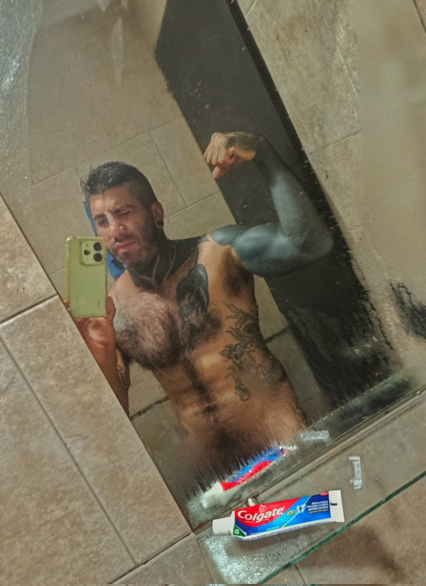 #AlphaVibes #MasculineEnergy #RealMan #HandsomeDevil #GuyNextDoor #onlyfansboy