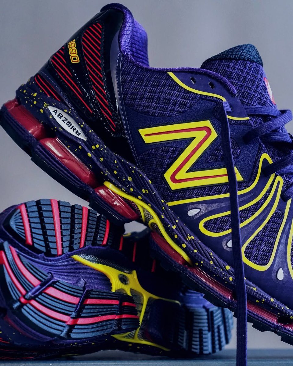 Sneaker Shouts™ tweet media