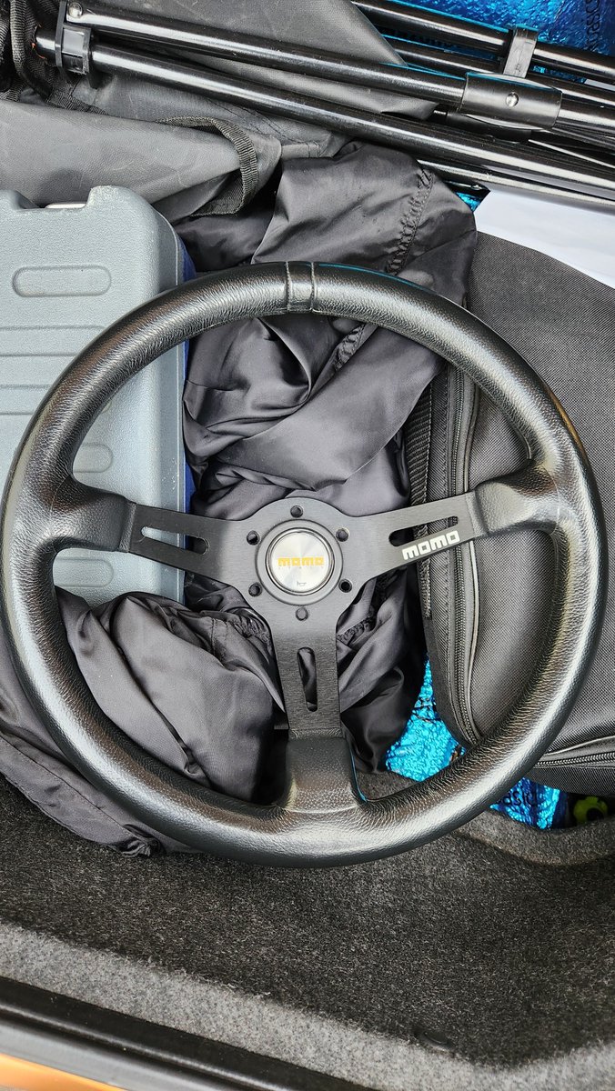 らいと tweet media