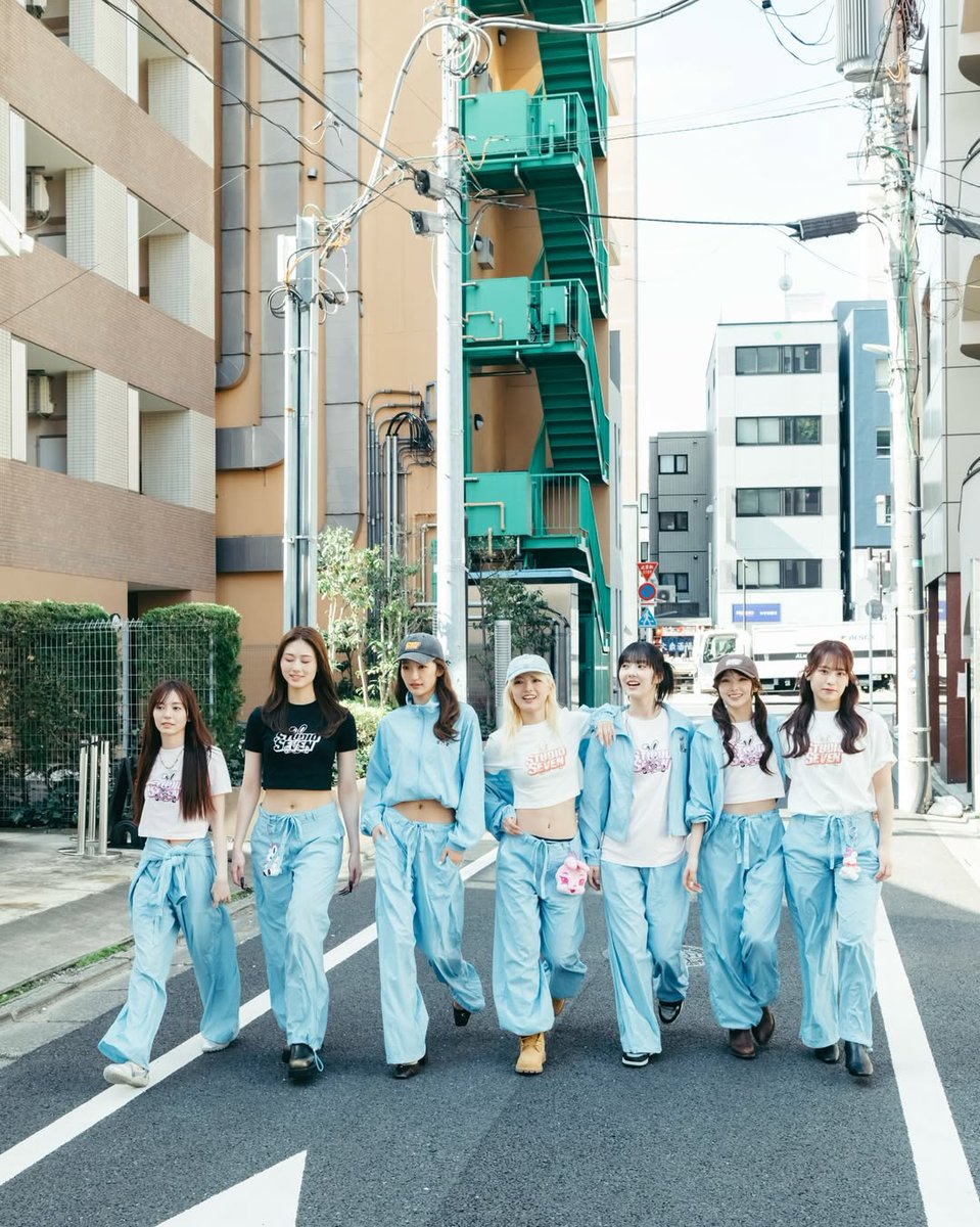 IVY Girls✨T-SITE Walking Pheromone🌈 tweet media