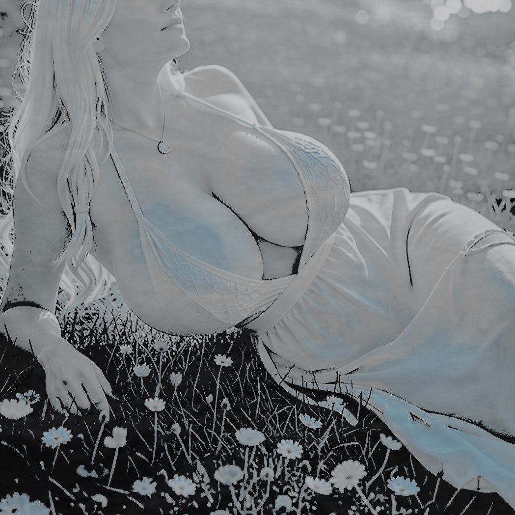 ­ ­ ­ ­­ ­ ­ ­­ ­𝔽Ɑ͟N͟T͟Ɑ͟S͟T͟I͟C 𝕊L͟U͟T tweet media