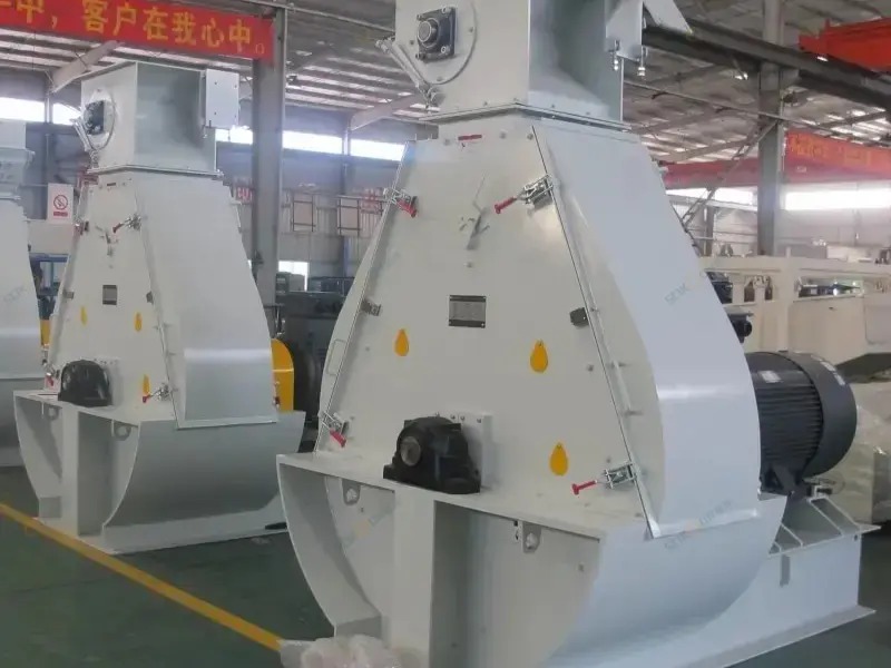 scikoon27198's tweet image. Heavy-duty hammer mill for corn, oil cakes &amp;amp; hulls. SKF bearings + heavy foundation = less downtime, consistent grinding. 🔨

👉 scikoonmachinery.com
#hammermill #feedmill #scikoon