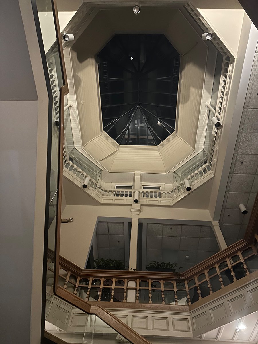 MMLKGov's tweet photo. Both Chambers have announced Sine Die &amp; will not reconvene again until 12pm, Jan. 5, 2027.
Time to turn out the office lights &amp; head home. Be safe, everyone.
Happy Sine Die. #KYGA26 https://t.co/4RDsT2lAYB