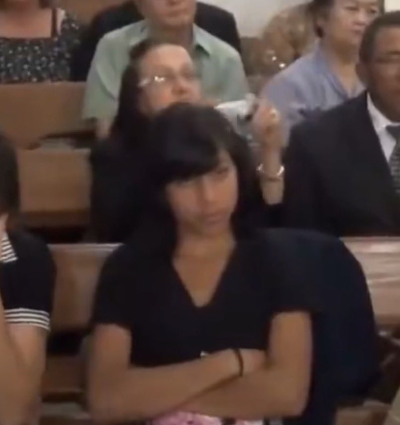 thyelloow tweet media