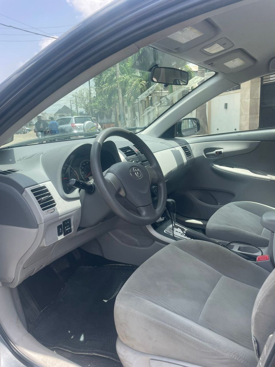 DaveTheBrokerr_'s tweet image. Foreign Used.🇺🇸
Toyota Corolla LE 2010 Model.

Buy, Register And Enjoy Your Ride.
Clean Interior/Exterior.
Sunroof/Alloy Rims.
Air conditioner Works Perfect.

Selling For  9,999,999.🛒

Available For Physical Inspection.
Send Us A Dm Now.🤝

#staseratuttoèpossibile #cleancars