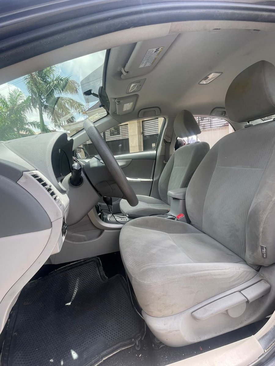 DaveTheBrokerr_'s tweet image. Foreign Used.🇺🇸
Toyota Corolla LE 2010 Model.

Buy, Register And Enjoy Your Ride.
Clean Interior/Exterior.
Sunroof/Alloy Rims.
Air conditioner Works Perfect.

Selling For  9,999,999.🛒

Available For Physical Inspection.
Send Us A Dm Now.🤝

#staseratuttoèpossibile #cleancars