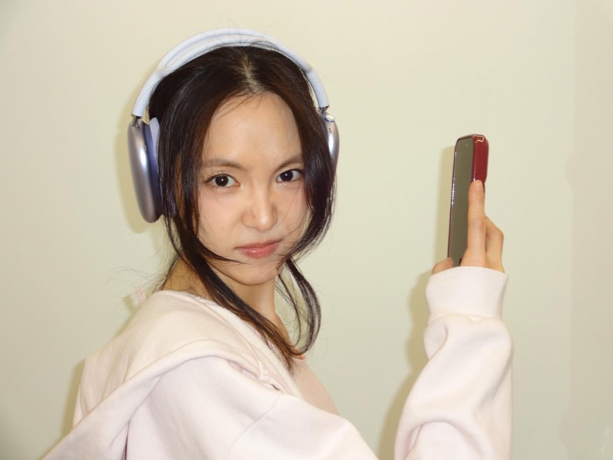 손나럽 tweet media