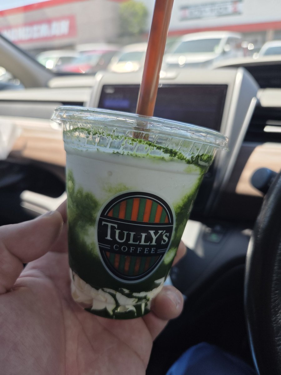 ばちくそうまい!

#タリーズ
#抹茶シェイク