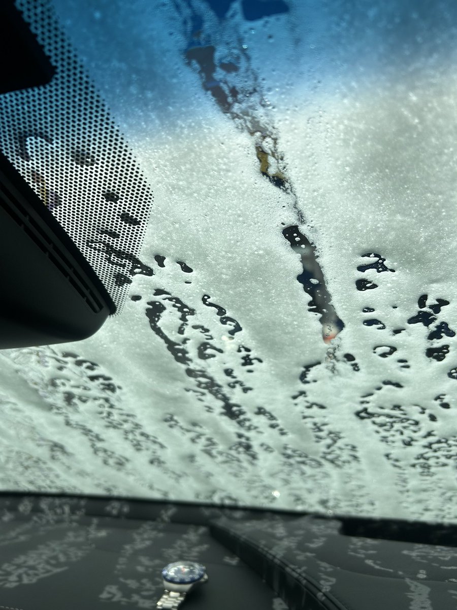 コシバ　ライ助 tweet media