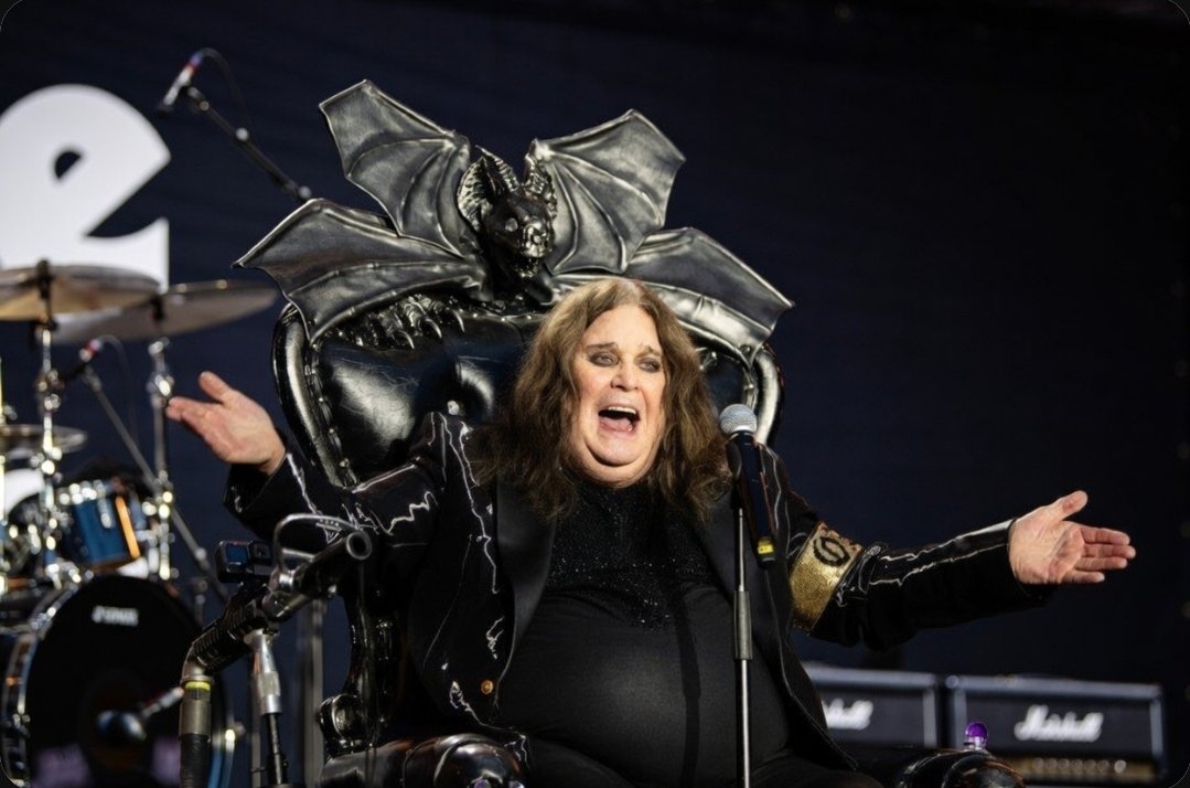 Stik 🔺️🤖👻🔪 tweet media