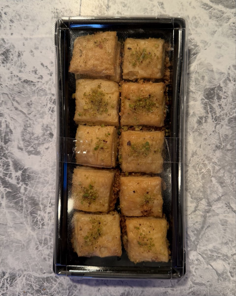 curry_depon tweet media