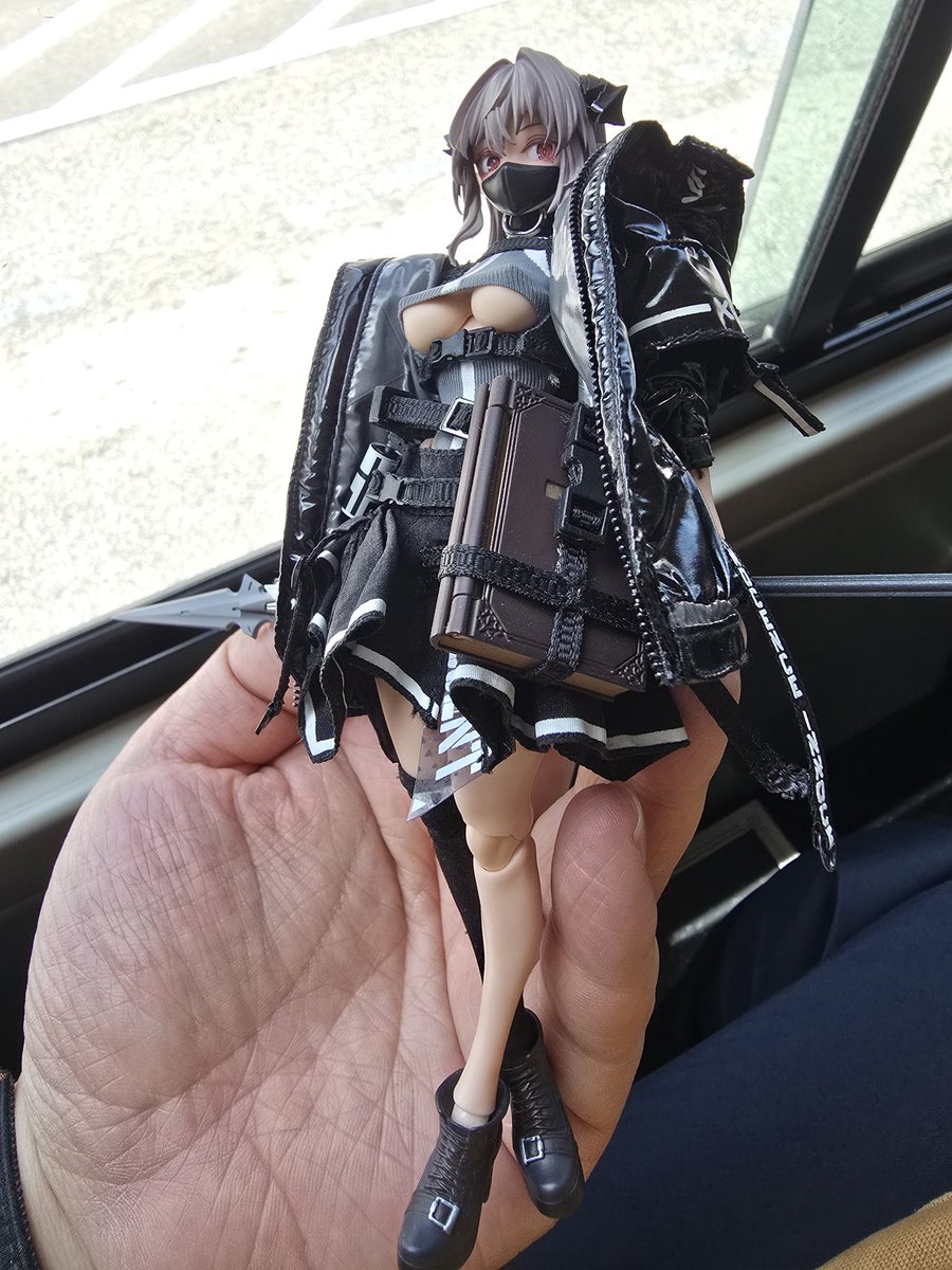 집주인 tweet media