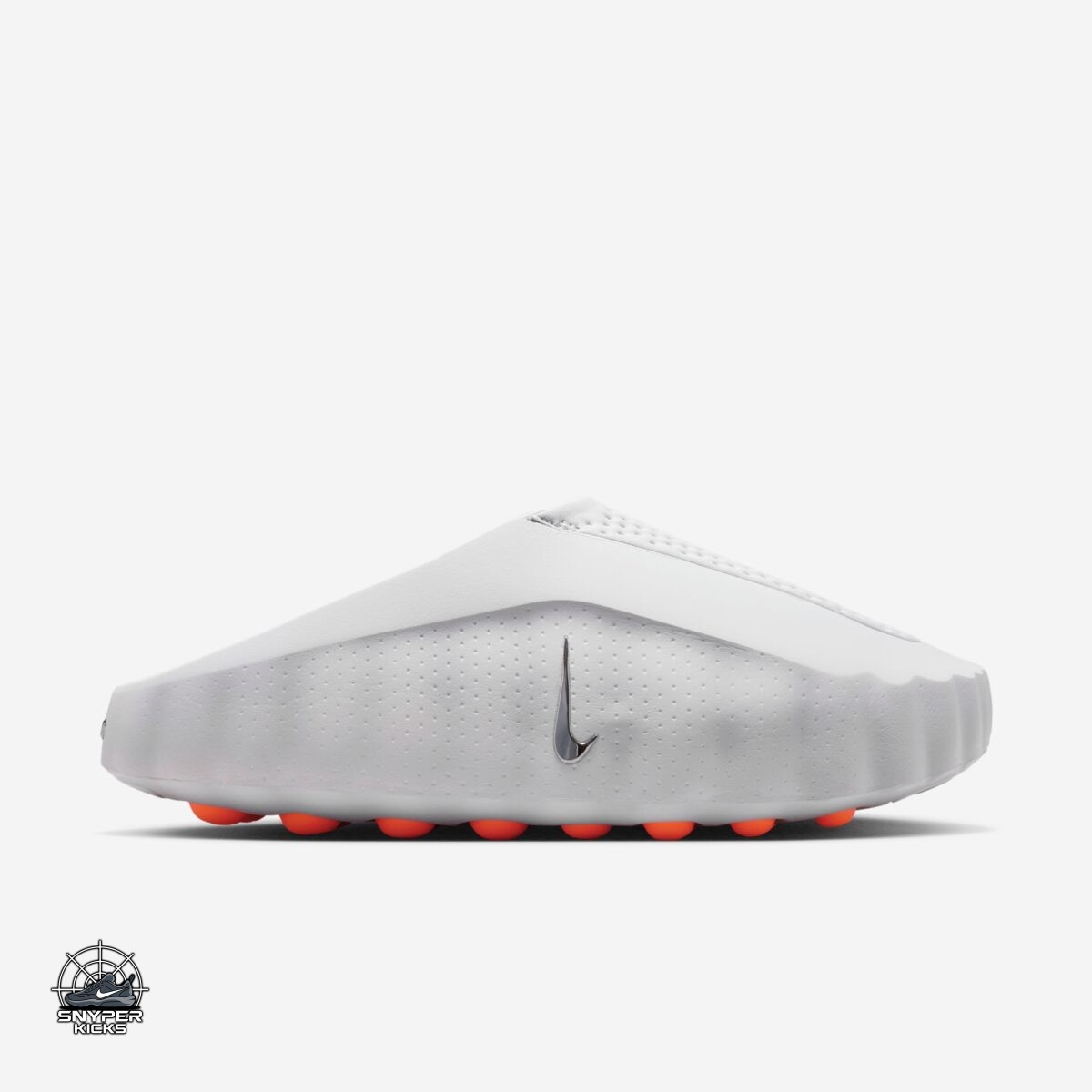 SnyperKicks's tweet image. Nike Mind 001 "Light Smoke Grey"
Colorway: Light Smoke Grey/Chrome/Hyper Crimson/Black
Style Number: 
Release Date: April 16, 2026
Price: $95
#LightSmokeGrey #nike #mind