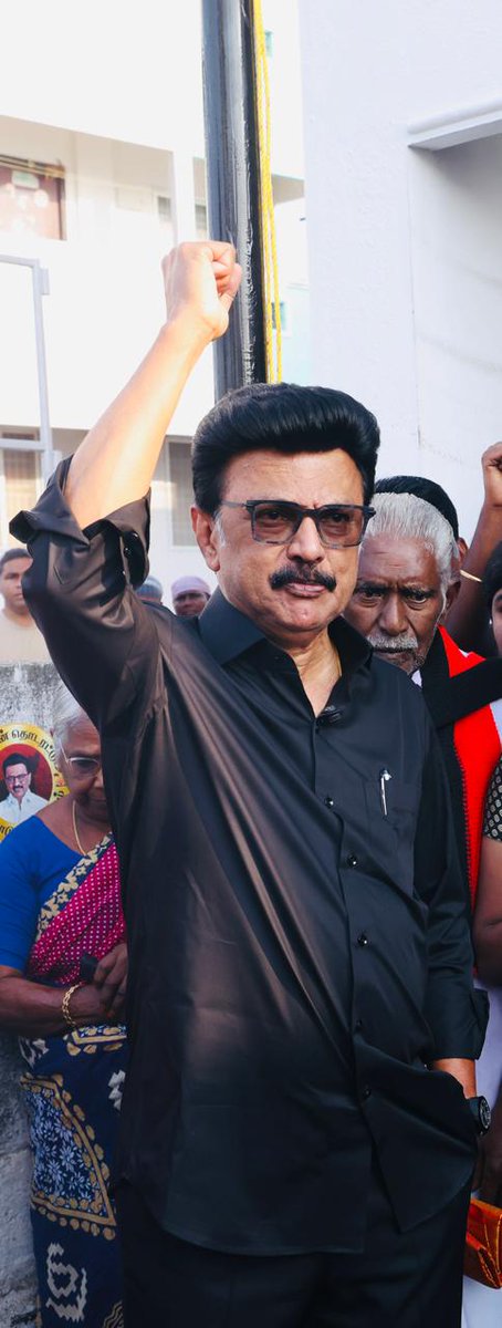 kalidhasan6986's tweet photo. #SayNoToNDA
Delimitation என்ற பெயரில் சட்டத் திருத்தம் கொண்டு வந்து, நாடாளுமன்றத்தில் தமிழ்நாட்டின் குரலை ஒடுக்கிடும் வகையில் ஒன்றிய பா.ஜ.க. அதிமுக கூட்டணி அரசு கொண்டு வரவுள்ள கருப்புச் சட்டத்திற்கு எதிராகத் தமிழ்நாடே கிளர்ந்தெழுகிறது!
#SayNoToNDA  
#SayNoToNDA  
#SayNoToNDA https://t.co/64QsoRT1ew