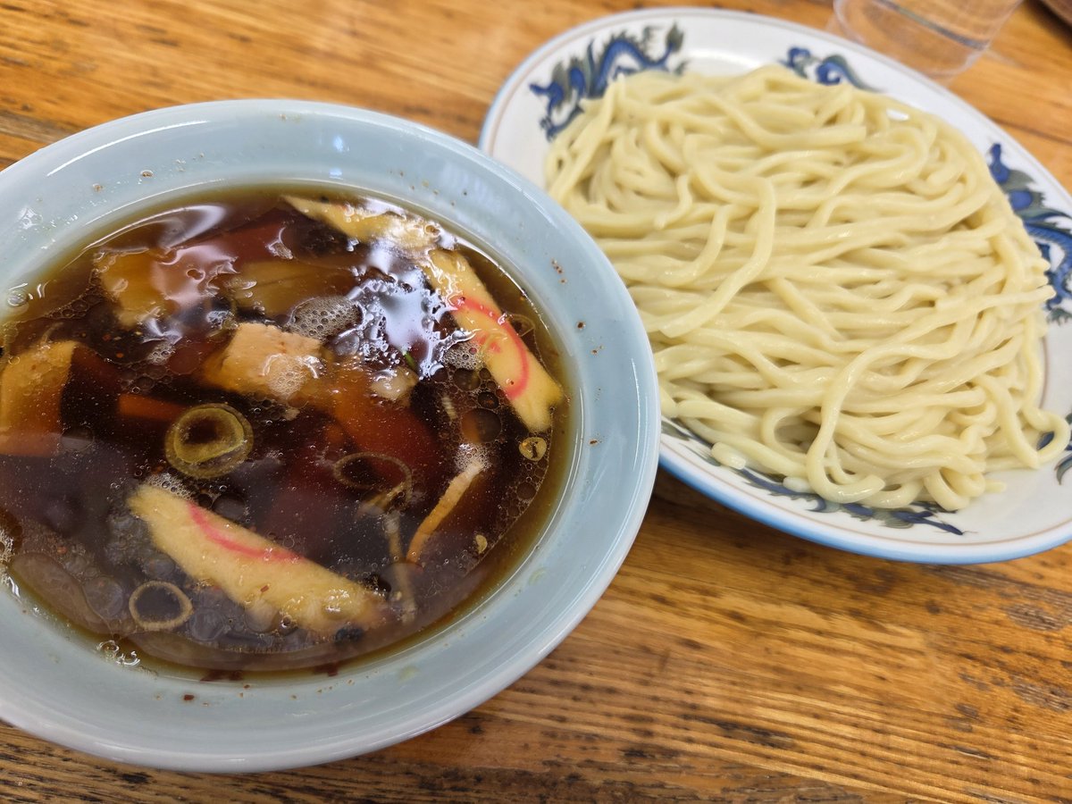 ococ69rock75's tweet photo. 今日も仕事中に麺タルケア🤣
さっぱり醤油で美味しい！
#つけそば丸長 https://t.co/GfS3lQBX4u