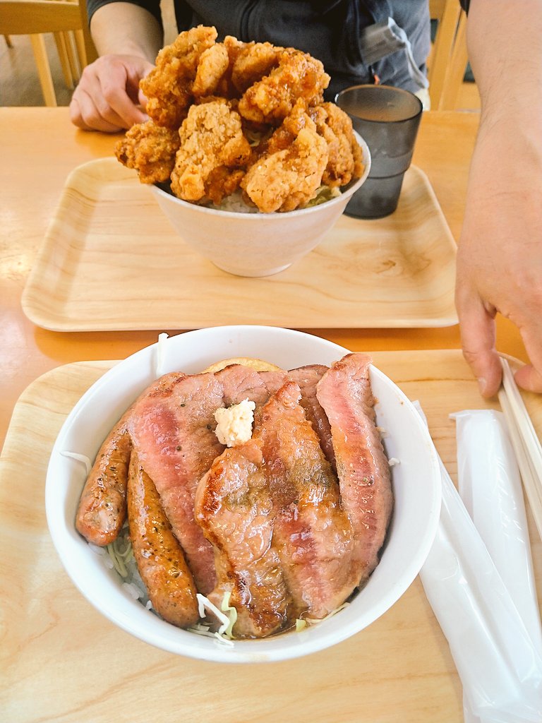 道の駅なかがわさんの人気メニュー
スタミナステーキ丼
山わさびとお肉の焼き加減最高👌