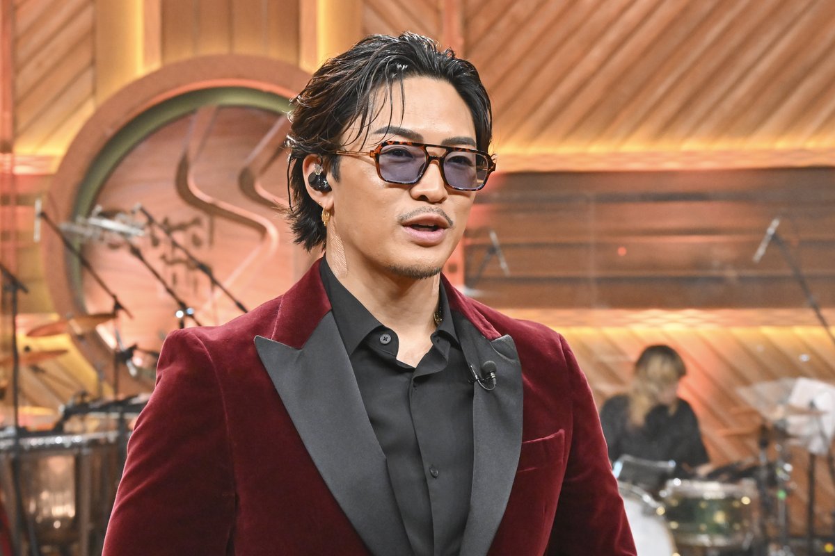 SoundInnS's tweet image. ／
#SoundInnS
19日(日)よる6時放送📺
＼

ゲストは #GENERATIONS のボーカル
#数原龍友 さん😎
ソロアーティスト「KAZ」として初登場🕺

4/15リリースのアルバムから
♪Hush hush Part.2を披露🌟
さらに
♪ぼくが地球を救う〜Sounds Of Spirit〜
♪最後の雨をカバー🎤

一夜限りの音楽をお楽しみに❣️