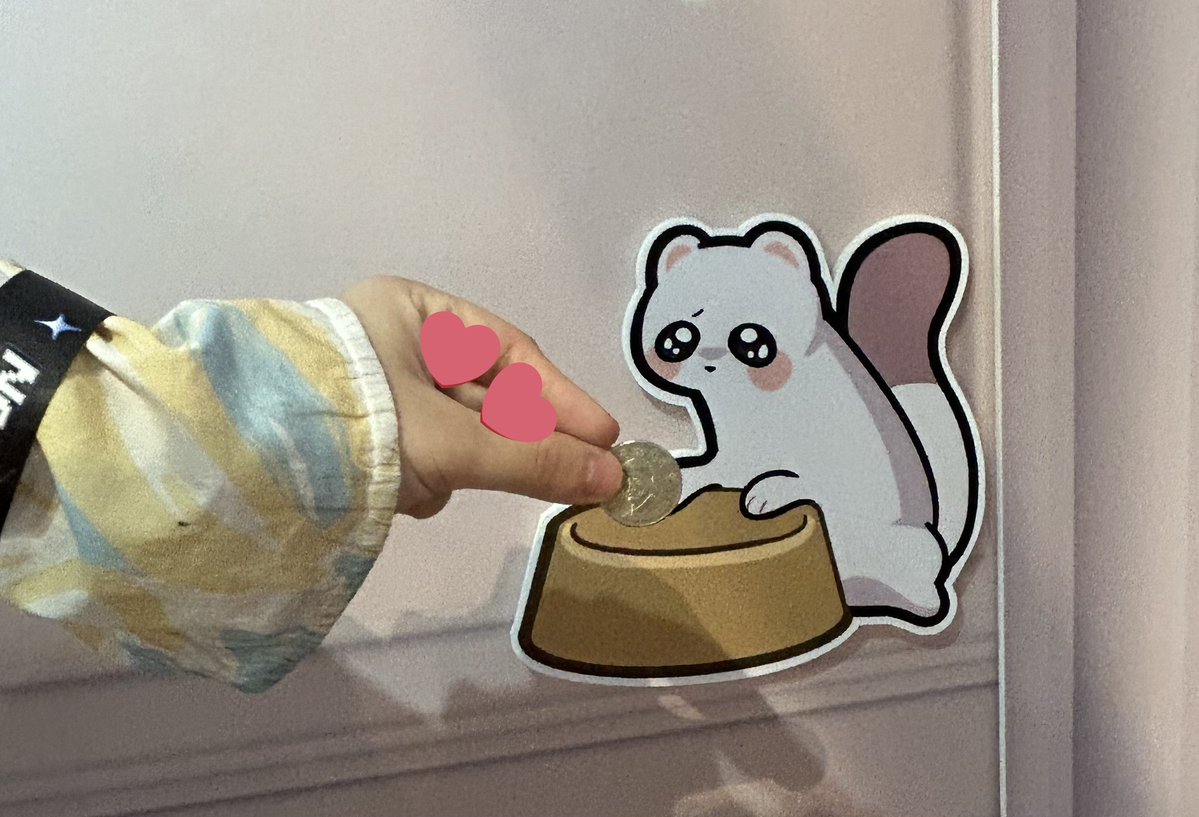 抱歉場內禁止飲食，這個給你拿去買你愛吃的（？
#NeonRush