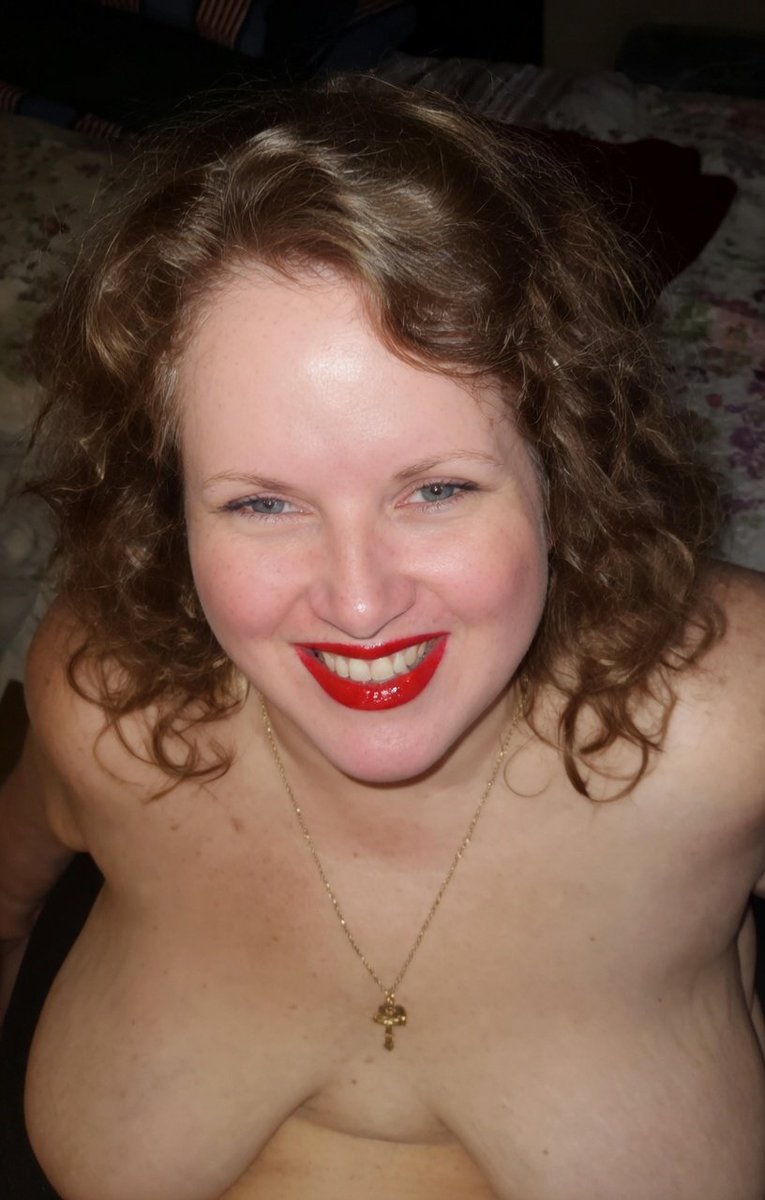 BBWLynne's tweet photo. Got my dlut red lipstick 💄 on and ready to shoot a deep throat scene with two young #Bigblackcocks for a new video.  Be sure to watch it. #deepthroat #cornstarch #bbwpornstar https://t.co/1F0fyJQofa