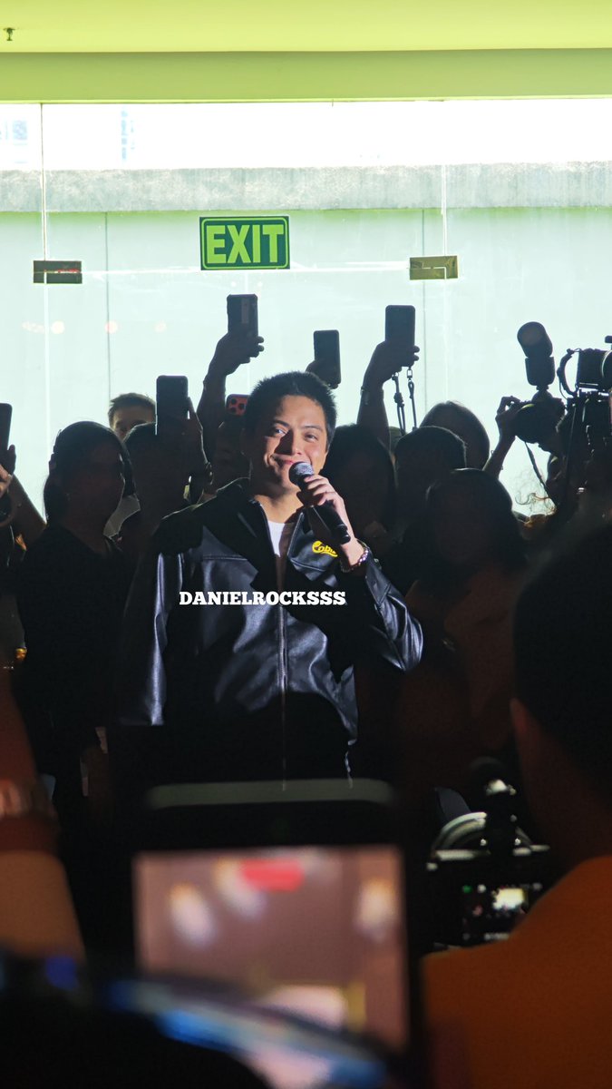 DANIELROCKS ツ tweet media