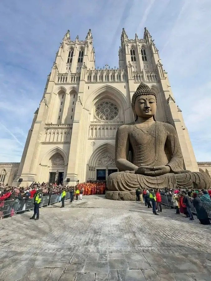 RazePS3's tweet image. May there be peace between all religions. 🙏🏼🕊️
#Interfaith