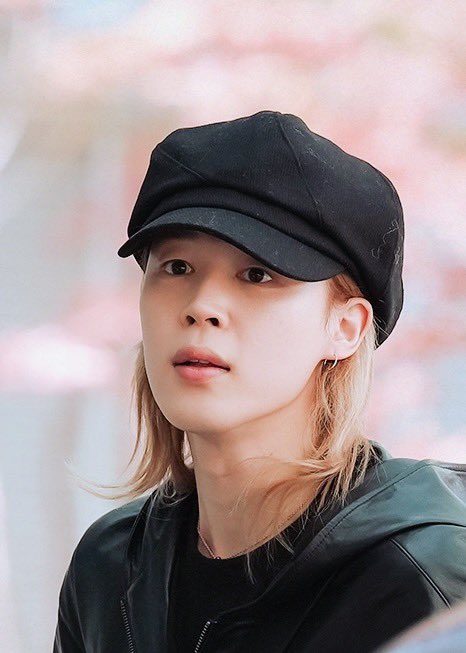 𝐻𝑈𝐻𝑈☺︎︎ tweet media