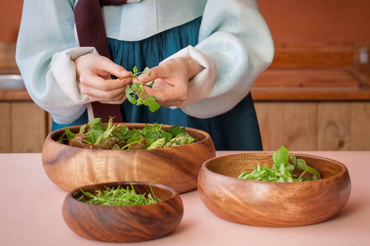 Visita Corea tweet media