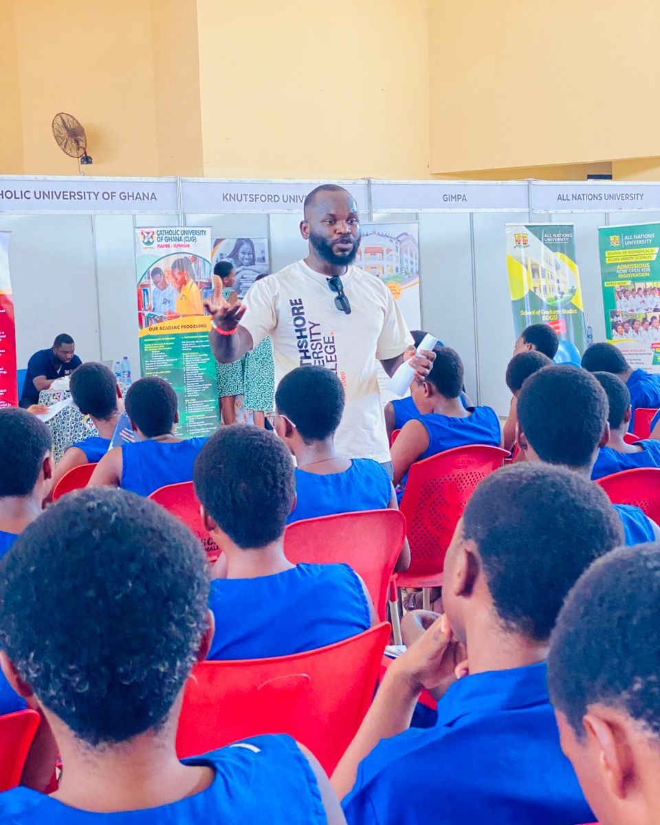 alphicgraphix's tweet photo. Two days at the UCRAF Fair, and one person made all the difference - Mr. Bethel, the Head of Marketing.

He didn't just lead; he lifted others. He gave me the platform to speak, to engage, and to represent Southshore with confidence. His belief in me pushed me beyond https://t.co/cPguccDiHY