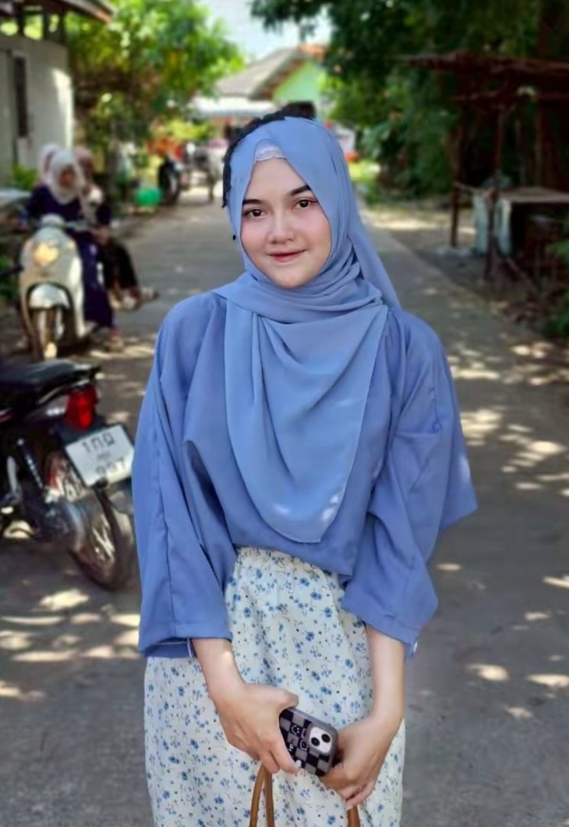 record003 tweet media