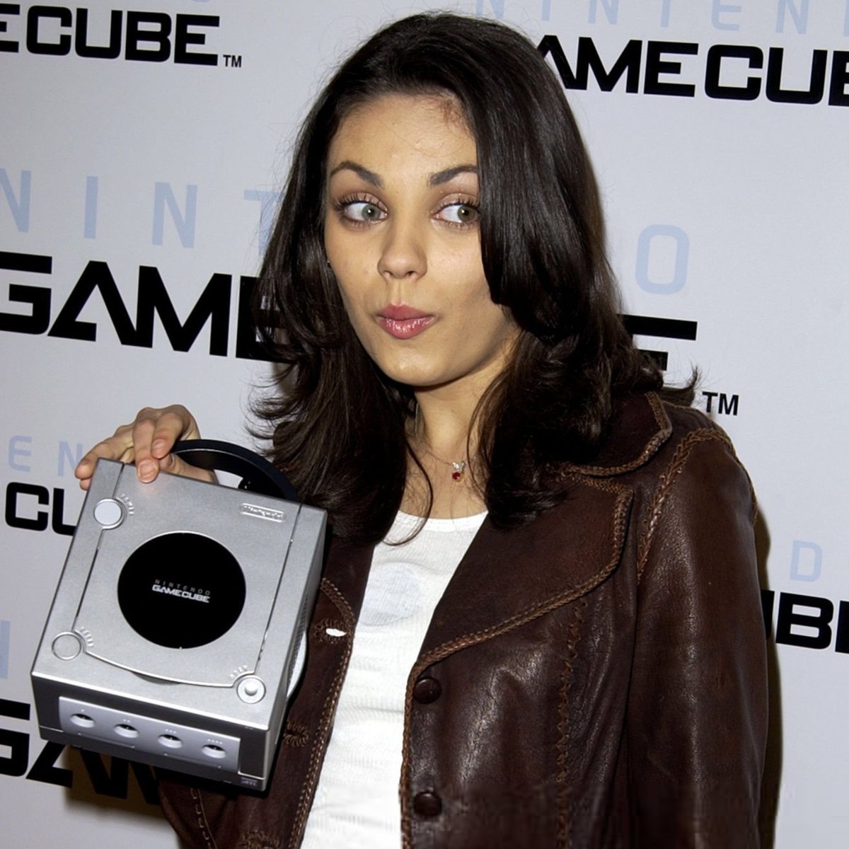 GameGauntletX's tweet photo. My favorite genre of celebrity photos https://t.co/0Humr51yGV
