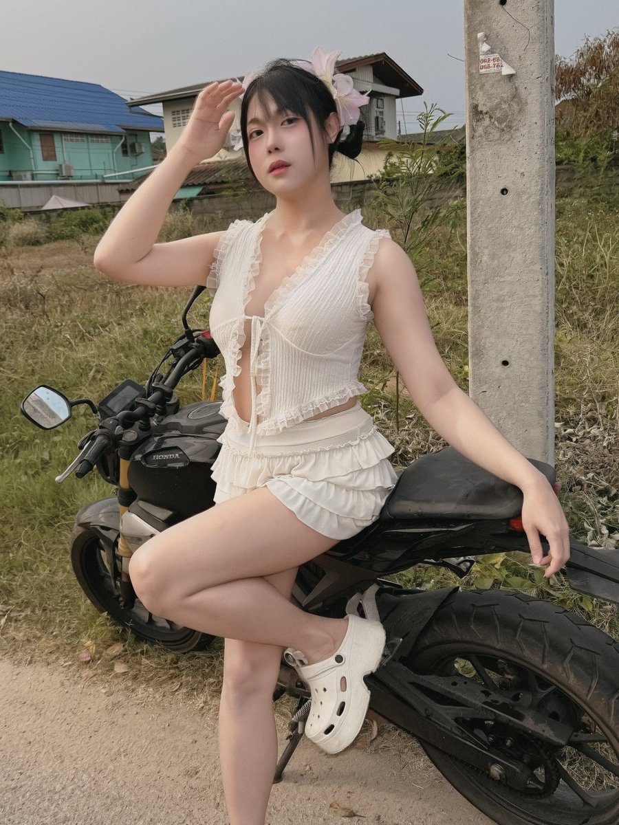 ตุ๊ดเด็กราชบุรี tweet media