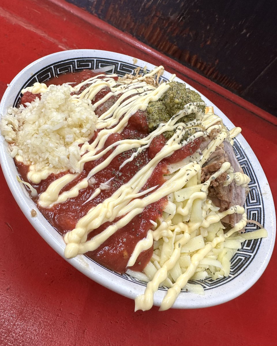 たむケイ tweet media