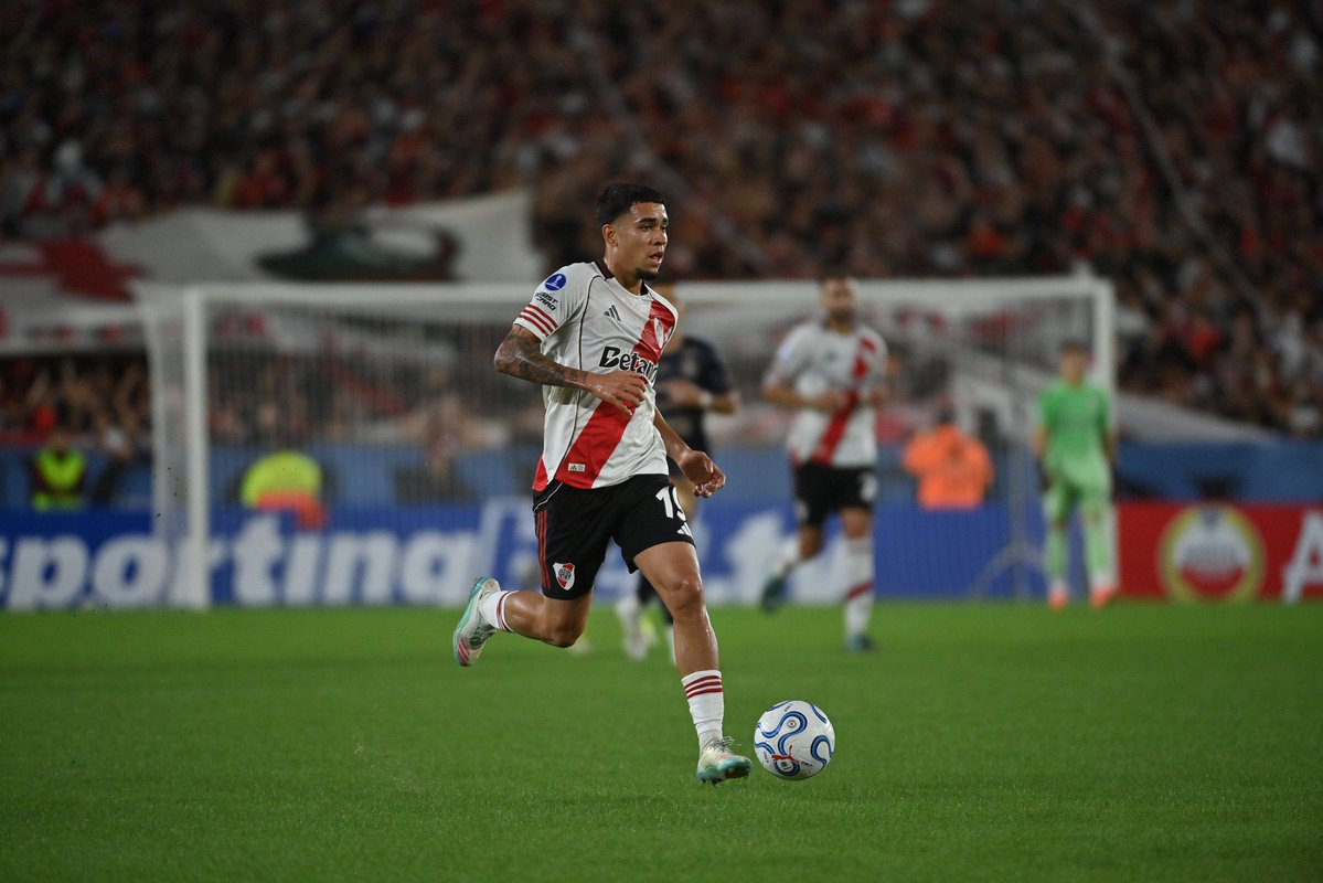 Datos River tweet media