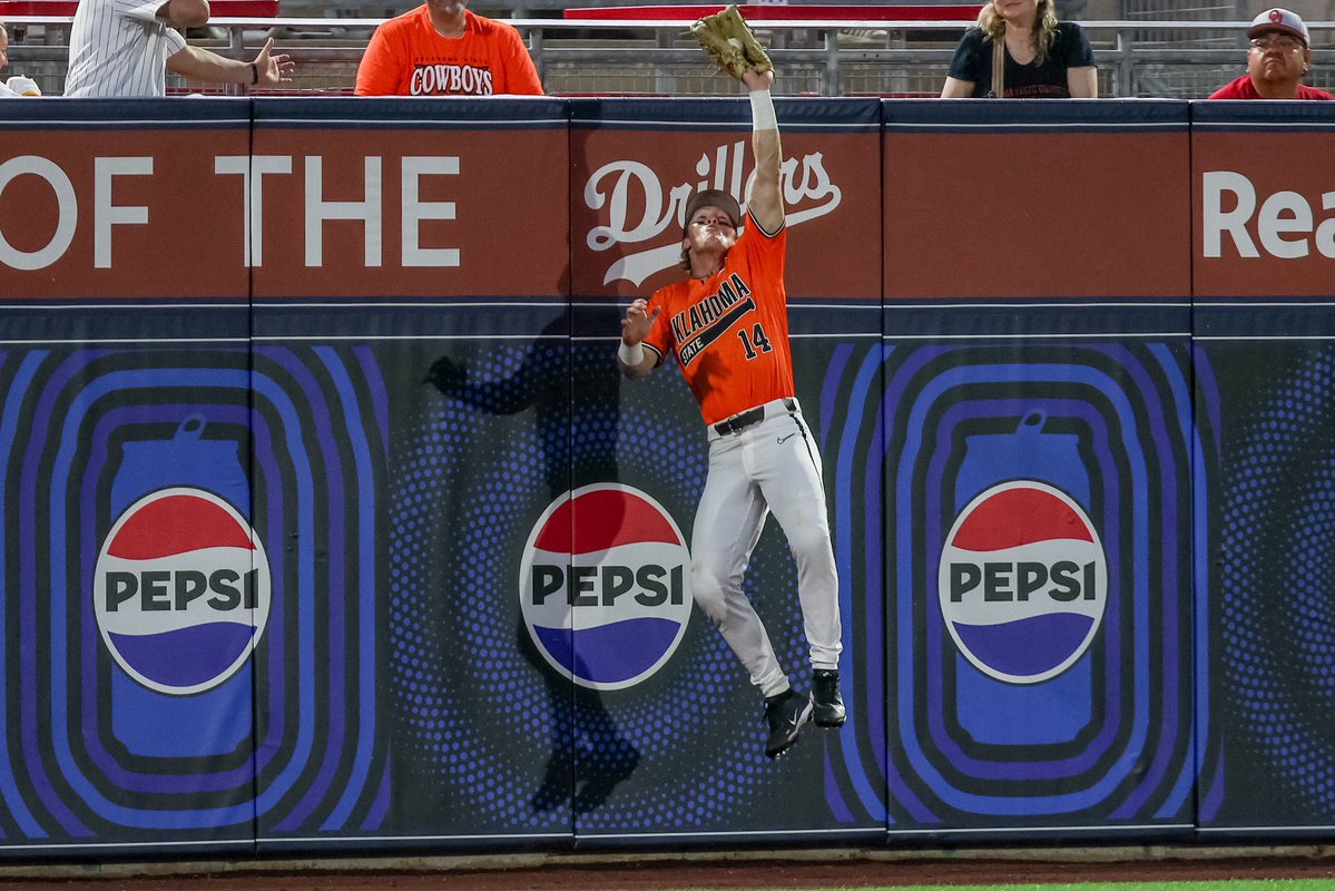 BACK-TO-BACK BEDLAM WINS

#GoPokes | #okstate