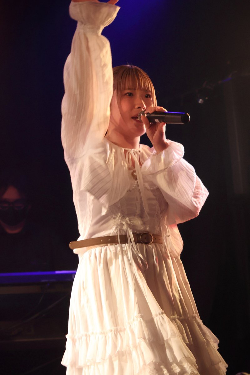 じぇすろー tweet media