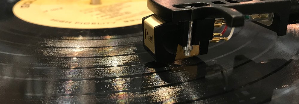 pacificaudio_PA's tweet image. 【SUMIKO Pearl】

定番中の定番ロングセラーMMカートリッジ😀

エントリークラスながら落ち着いた上質なサウンドが特徴👆
楕円針、解像度が高く、分離感の良い情報量を再現👆

レコードの世界へようこそ👍
audiounion.jp/ct/news/articl…

#DISKUNION　#AUDIOUNION　#MMカートリッジ　#オーディオ