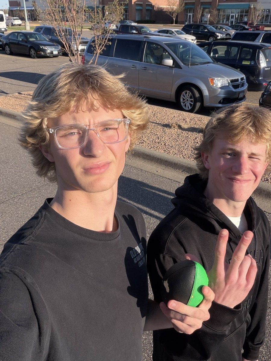 Oh boy we’re on a roll 🤪🤪 petite Rimin catches Nick E of gunemdown2.0 for another 2 kills… WE LUH YOU RIMINNNNN #lgbtq #sigmaaaa #cuterimin #jitta <a href="/Andovernerf2026/">Ahsnerfwars26</a>
