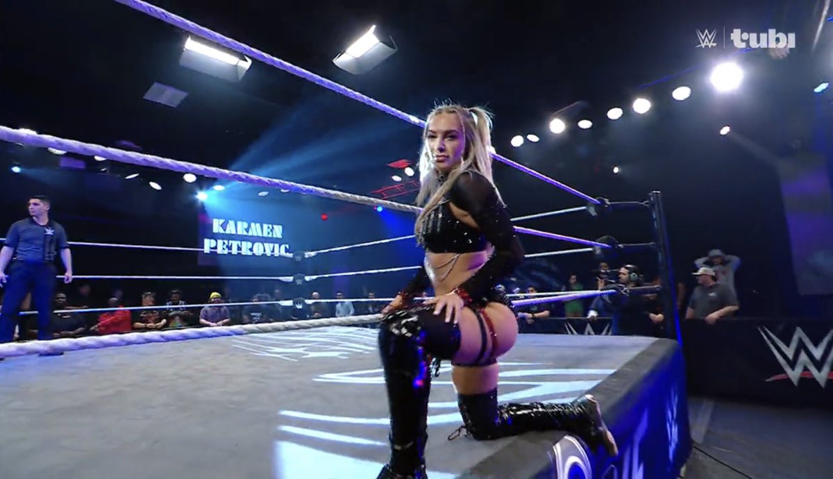 Charlie ₊˚🪽♱‧₊˚. tweet media