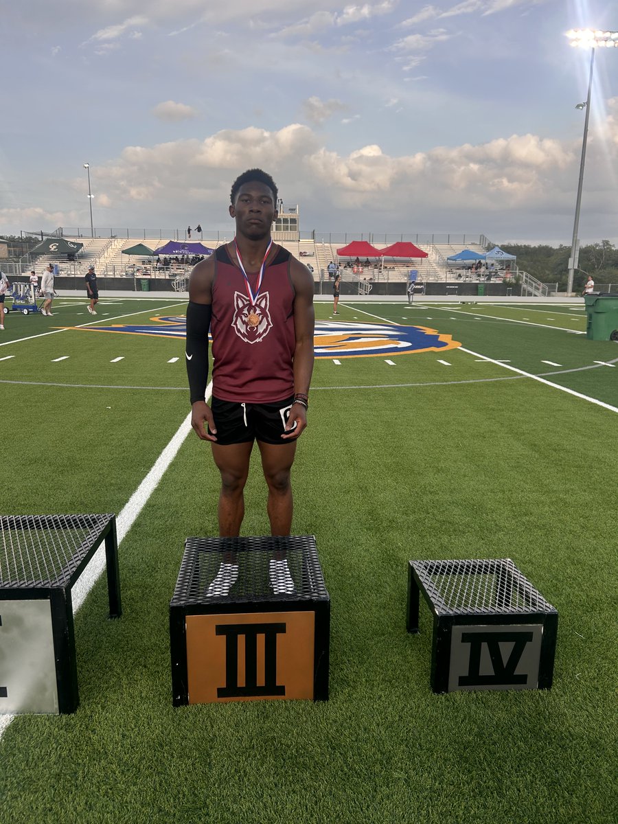 DHS Track 🐺🥇 tweet media