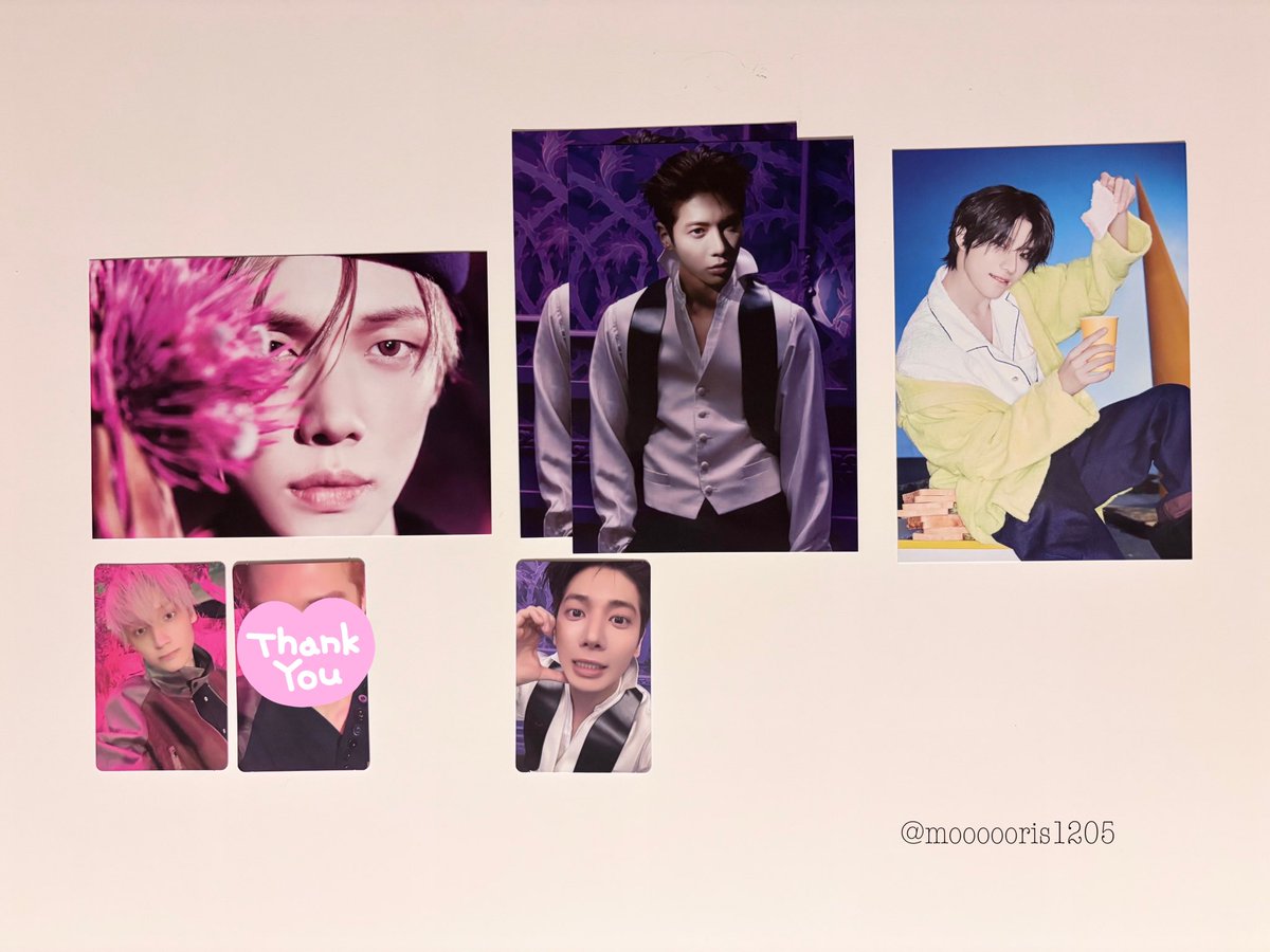 moooooris tweet media