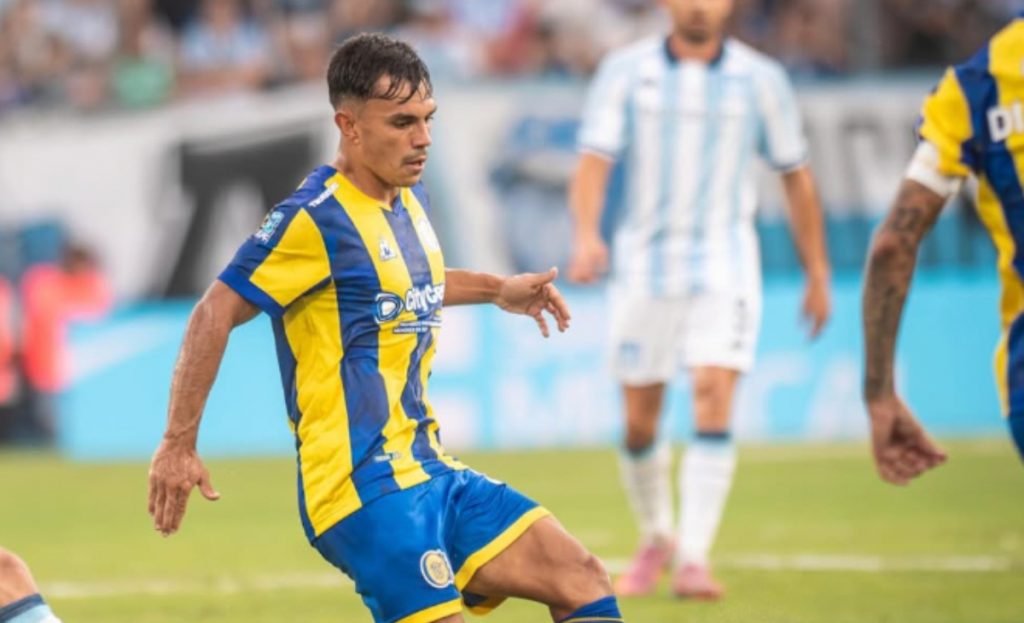 🇨🇱VICENTE PIZARRO vs LIBERTAD 🇺🇦
Pases precisos: 48/55 (87%) 🎯
Efectividad campo propio: 91% (21/23) 
Efectividad campo rival: 84% (27/32) 
Pases largos: ¡¡3/3 (100%)!! 
Recuperaciones: 8 
Pases clave: 2 
Regates (completados): 3 (2) 
Centros (acertados): 6 (2) 
 #VicentePizarro