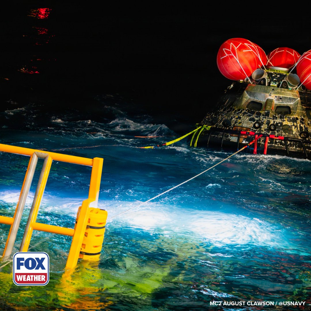 foxweather's tweet image. MISSION SUCCESS 🚀: Relive the moments the Artemis II space team returned to Earth, as Navy divers intercept the team after a successful orbit around the moon.

#ArtemisII #Space #Moon #NASA #FOXWeather
