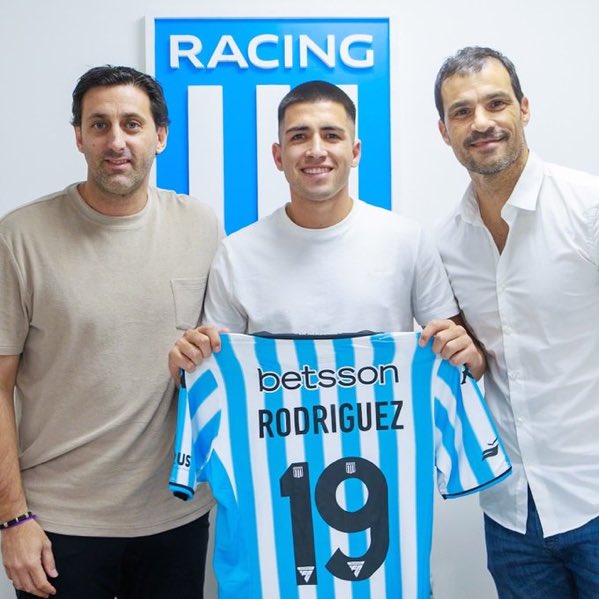 NachoAKD tweet media