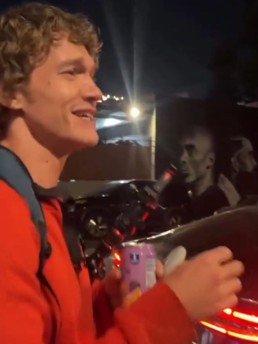 madi 🦷 tweet media