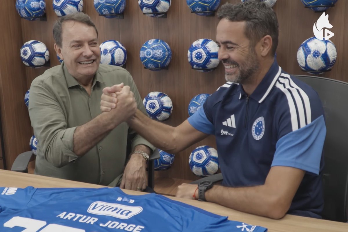 URGENTE! Após derrota para a Universidad Católica, Cruzeiro anuncia a renovação de contrato com Artur Jorge até 2040.