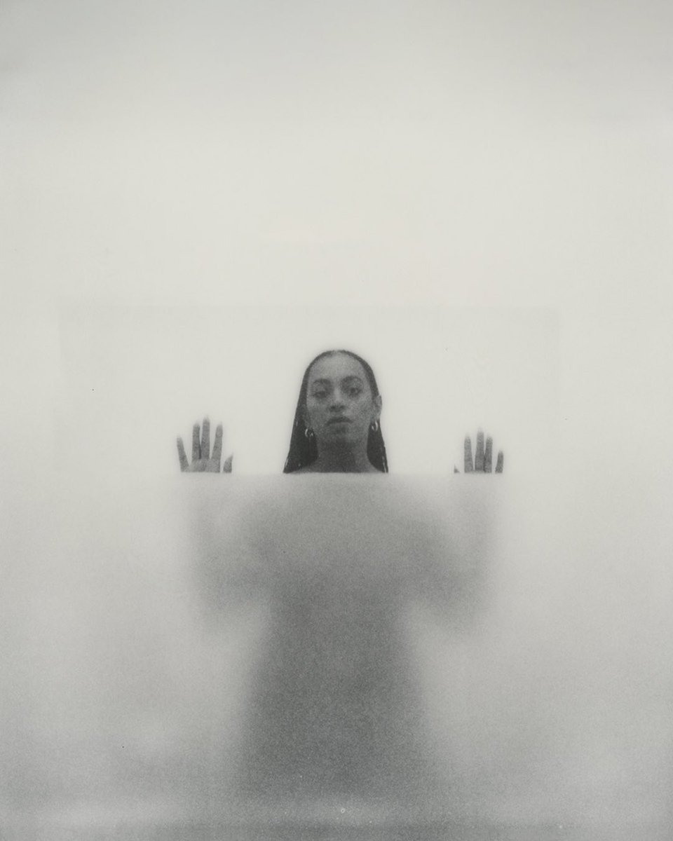 solange hourly tweet media