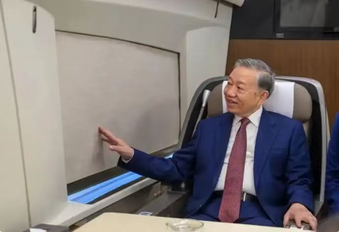 hello world tweet media