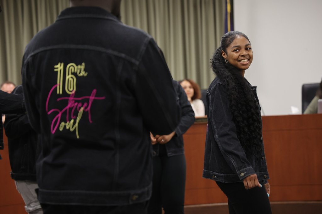msdwarren's tweet image. 🎶 16th Street Soul is heading to NEW YORK! Before competing in the ICHSA Finals next week, they wowed the School Board with a special performance tonight.  Join us in wishing them good luck and safe travels as they take on the Big Apple! #WarrenWill