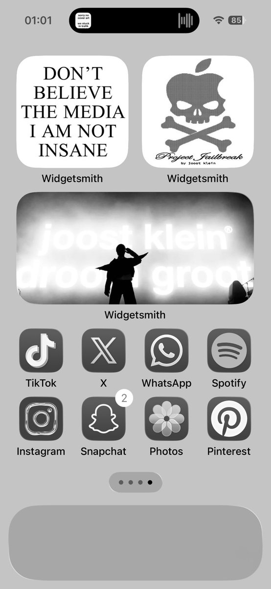 mistyjoost's tweet image. new phone layout #proud #okayimsleepingnow